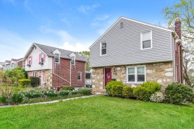 Main picture of 2032 Jenkintown Rd