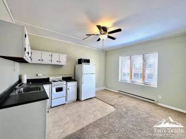 Main picture of 538 N Main St