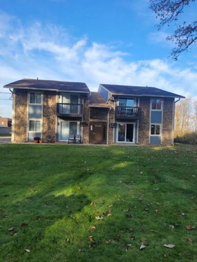 Main picture of 8120 Stadler Ave