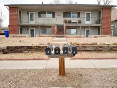 Main picture of 1010 Western Dr