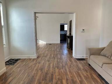 Main picture of 15 Division St