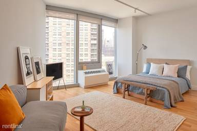 Main picture of Instrata at Mercedes House
