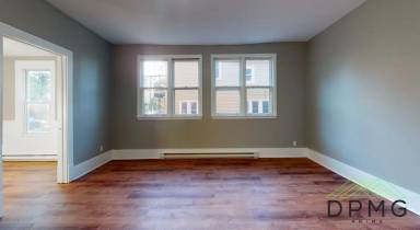 Main picture of 818 Vine St