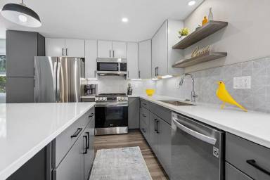 Main picture of 1428 Beauchamp St