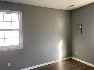 Main picture of 504 Johnson St
