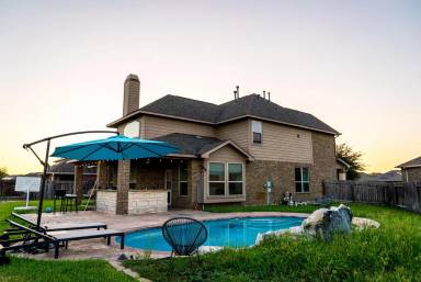 Main picture of 3203 Hawkins Glen Ln