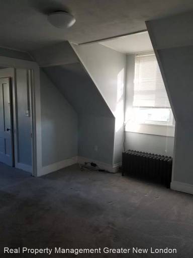 Main picture of 33 High St