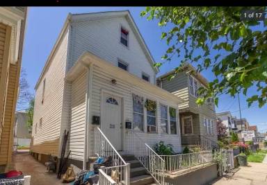 Main picture of 208 Fulton St