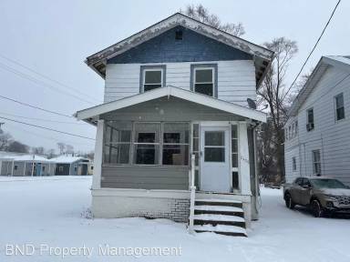 Main picture of 2436 Rosedale Ave