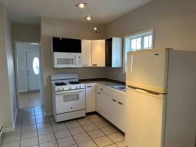 Main picture of 656 3rd Ave