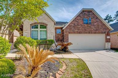 Main picture of 23 Tapestry Forest Pl