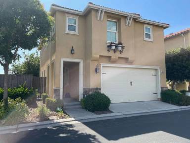 Main picture of 7009 N Harmony Dr