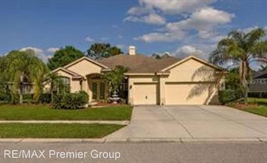 Main picture of 18933 Saint Laurent Dr