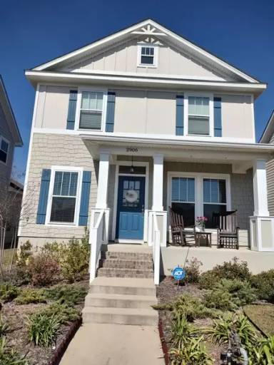 Main picture of 2906 Fontana St