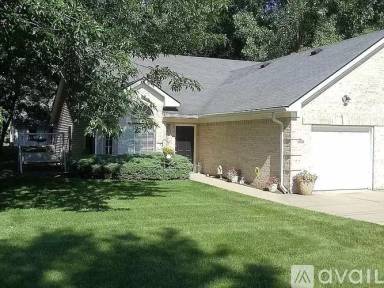 Main picture of 10763 Ruckle St