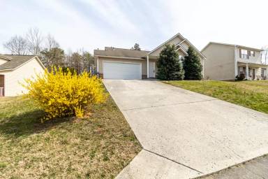Main picture of 506 Drakewood Rd