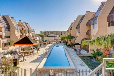 Main picture of Augusta Court Apartments