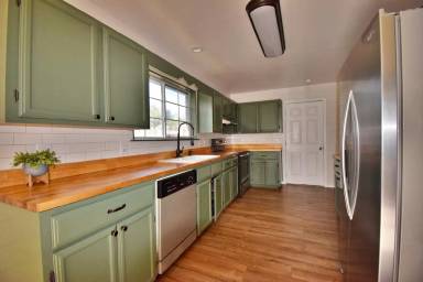 Main picture of 1714 Lauren Ln