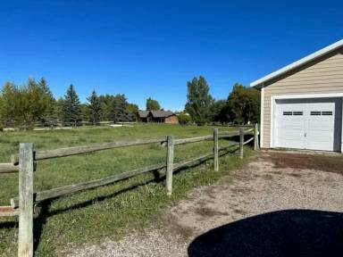 Main picture of 53 Sherri View Dr