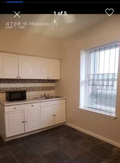 Main picture of 4728 W Madison St