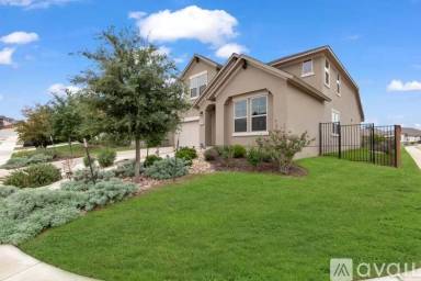 Main picture of 100 Berkeley Pl