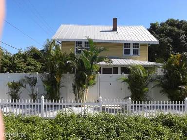 Main picture of 201 S Swinton Ave