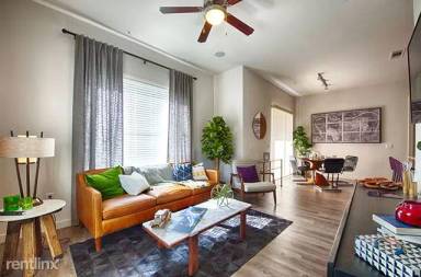 Main picture of 1117 Saint Agnes St