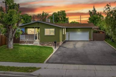 Main picture of 430 W 550 N