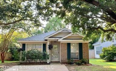 Main picture of 212 Southchase Ct