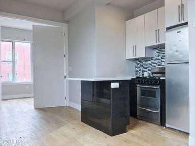 Main picture of 586 Hart St