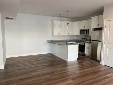 Main picture of 1 Meadow Dr