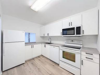 Main picture of 961 NW 45th St