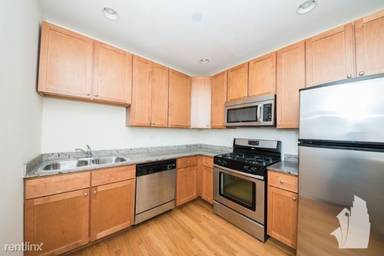 Main picture of 4516 N Wolcott Ave
