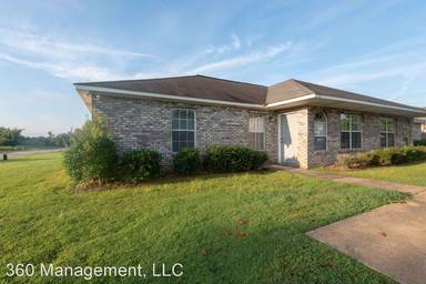 Main picture of 701 Ethan Ln
