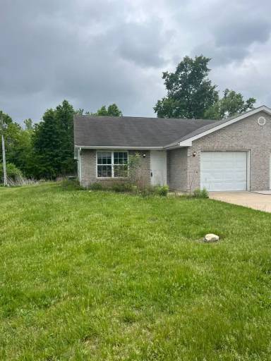 Main picture of 2650 E Oakbrook Dr