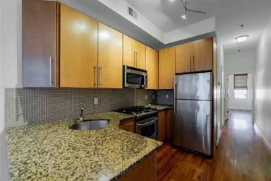 Main picture of 405 4th St