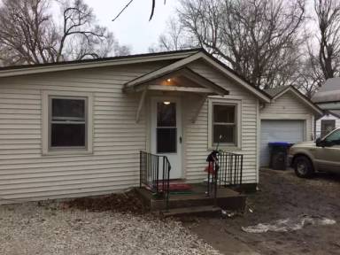 Main picture of 507 NE Winfield Ave