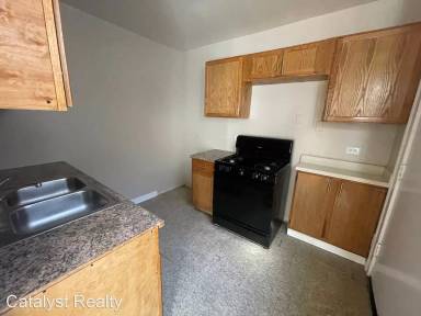 Main picture of 6701-6754 S Merrill Ave & 2118-2210 E 68th St & 2139-2141 E 67th St Apartments
