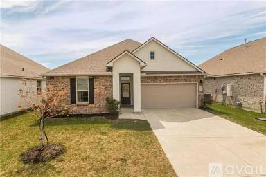Main picture of 717 W Lakeshore Landing Dr