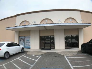 Main picture of 110 S Col Rowe Blvd