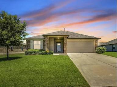 Main picture of 303 Marimoor Dr