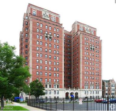 Main picture of 7000 S South Shore Dr & 2373 E 70th St Apartments