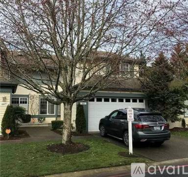 Main picture of 611 Chelan Pl NE