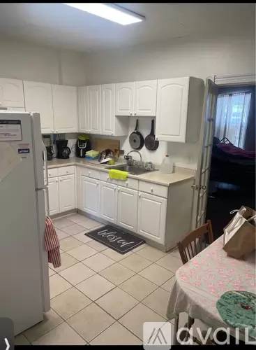 Main picture of 304 N 14th St