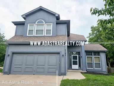 Main picture of 8403 W 128th St