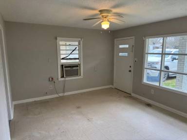 Main picture of 2521 Trichel St