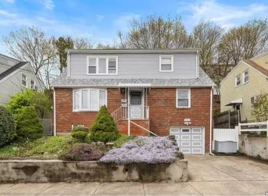 Main picture of 359 Farnham Ave