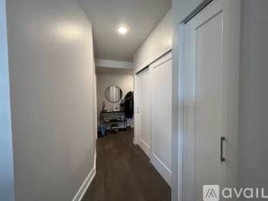 Main picture of 400 N La Salle Dr