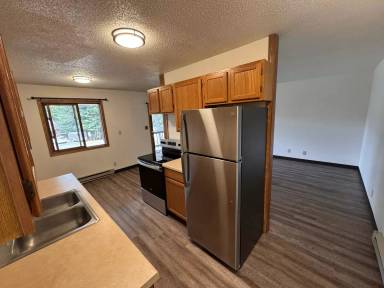 Main picture of 1403 3rd Ave