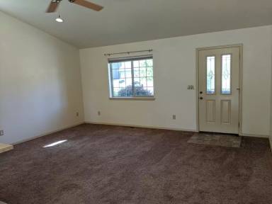 Main picture of 575 Raber Rd